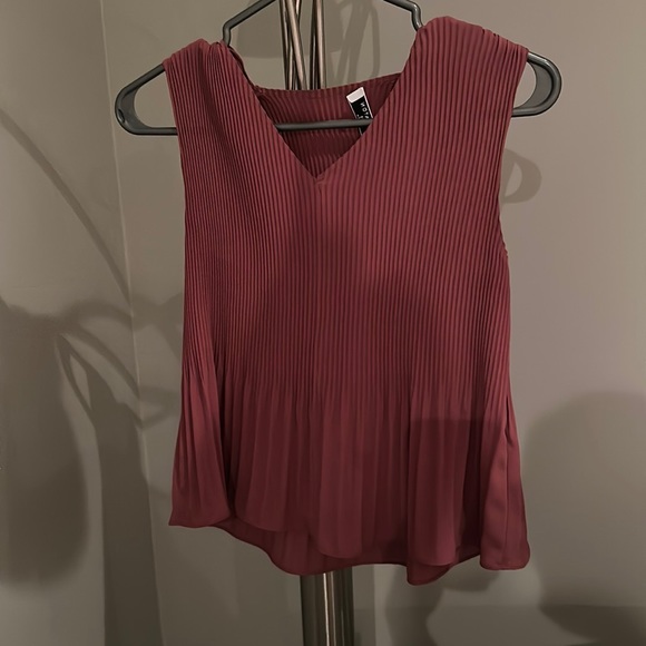 Aritzia Babaton Damien Blouse Dark Pink - Picture 3 of 5